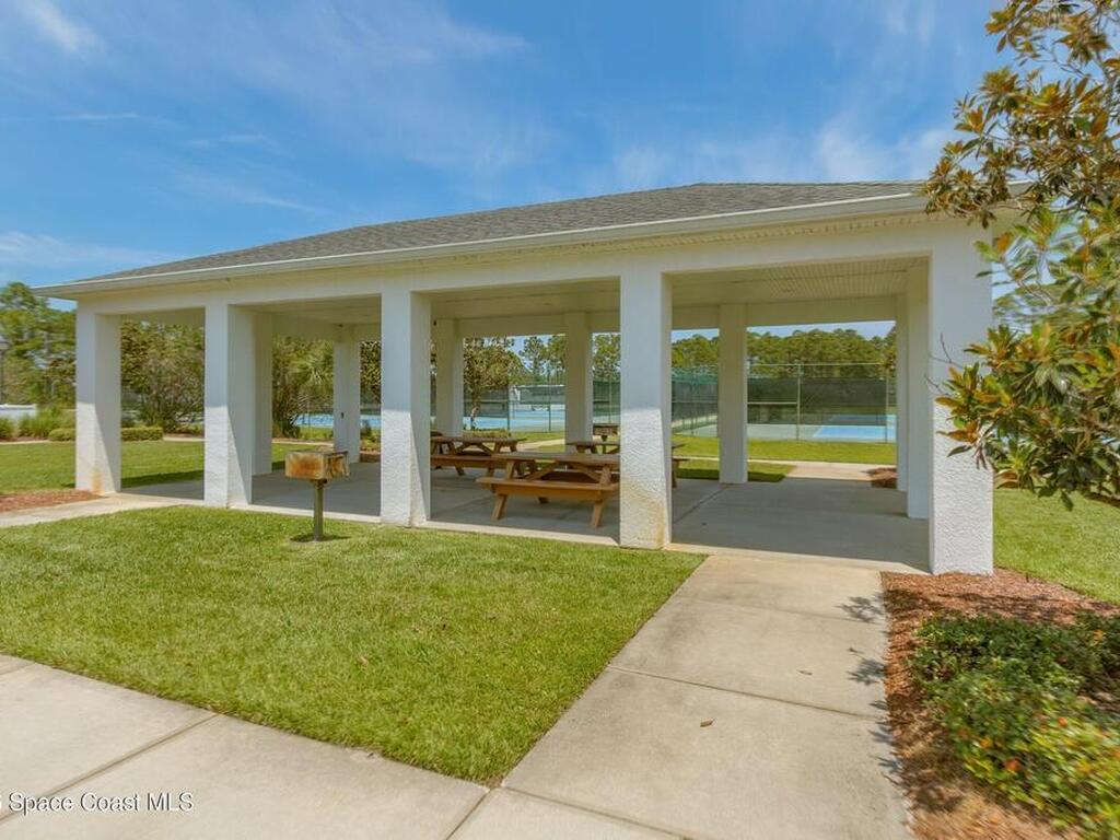 336 Gardendale Circle, Palm Bay, FL 32909