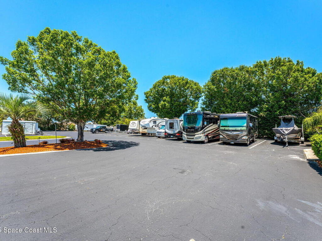 1035 S Fork Circle, Melbourne, FL 32901