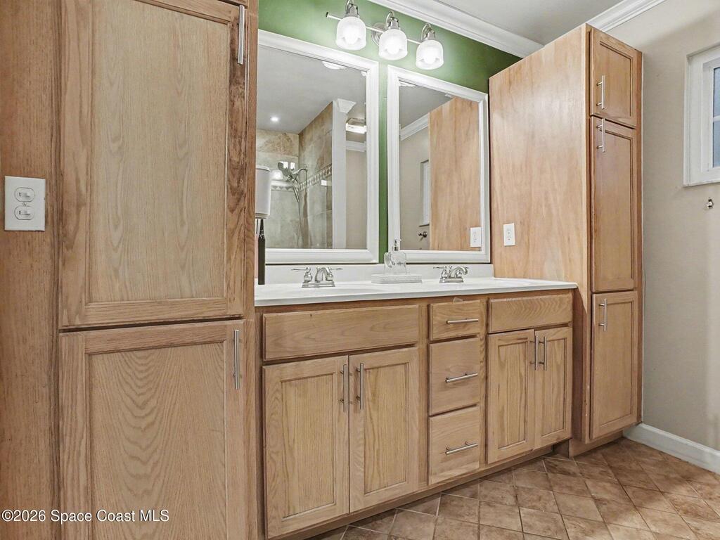 112 W Greentree Lane, Lake Mary, FL 32746