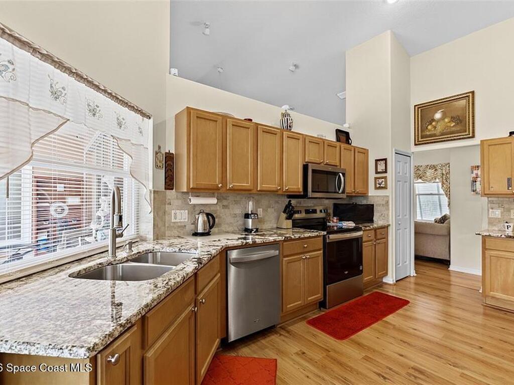 6445 36th Place, Vero Beach, FL 32966