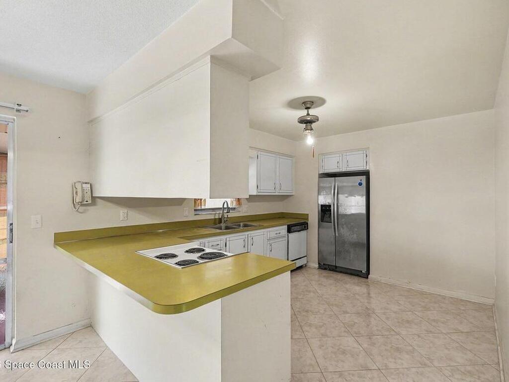 205 Hickory Avenue, Merritt Island, FL 32953