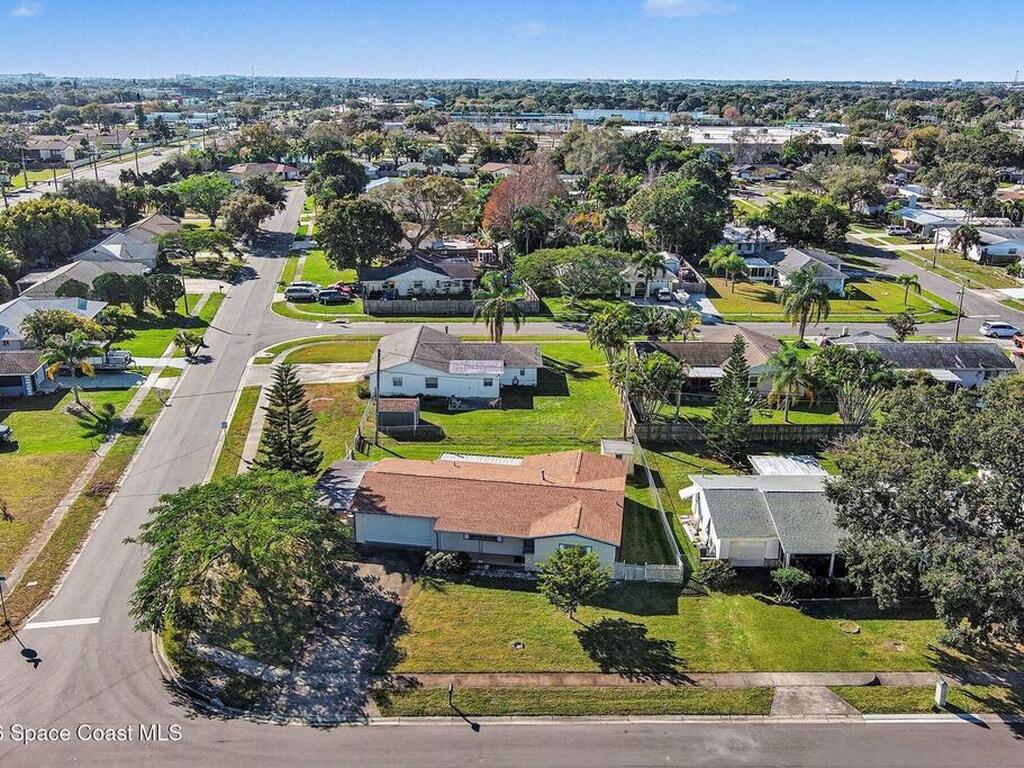 205 Hickory Avenue, Merritt Island, FL 32953