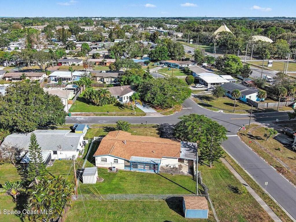 205 Hickory Avenue, Merritt Island, FL 32953