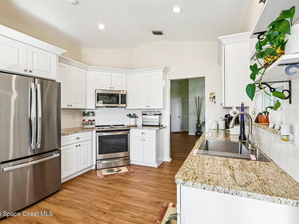 1150 Goldenrod Circle, Palm Bay, FL 32905