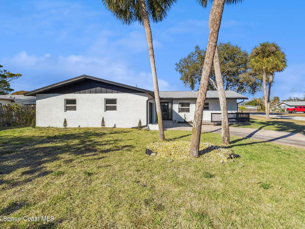 1345 Crevalle Avenue, Merritt Island, FL 32952