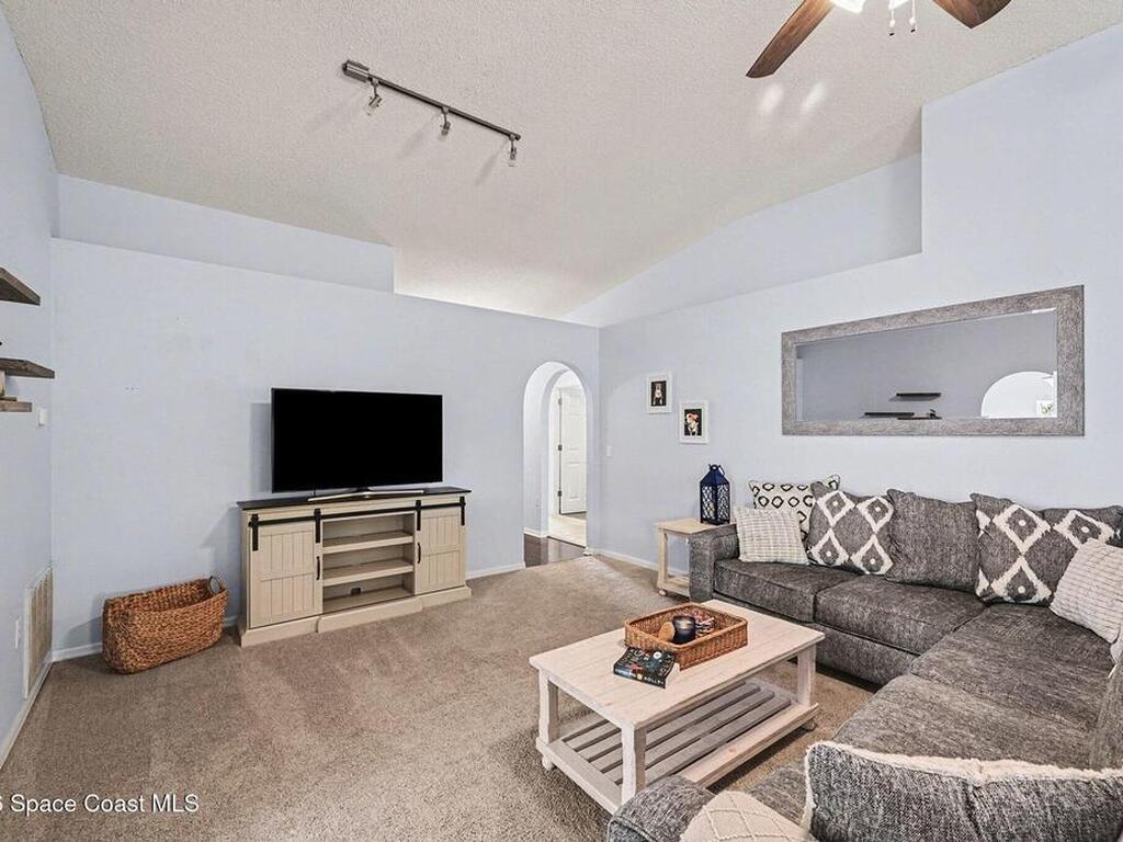 4057 Four Lakes Drive, Melbourne, FL 32940