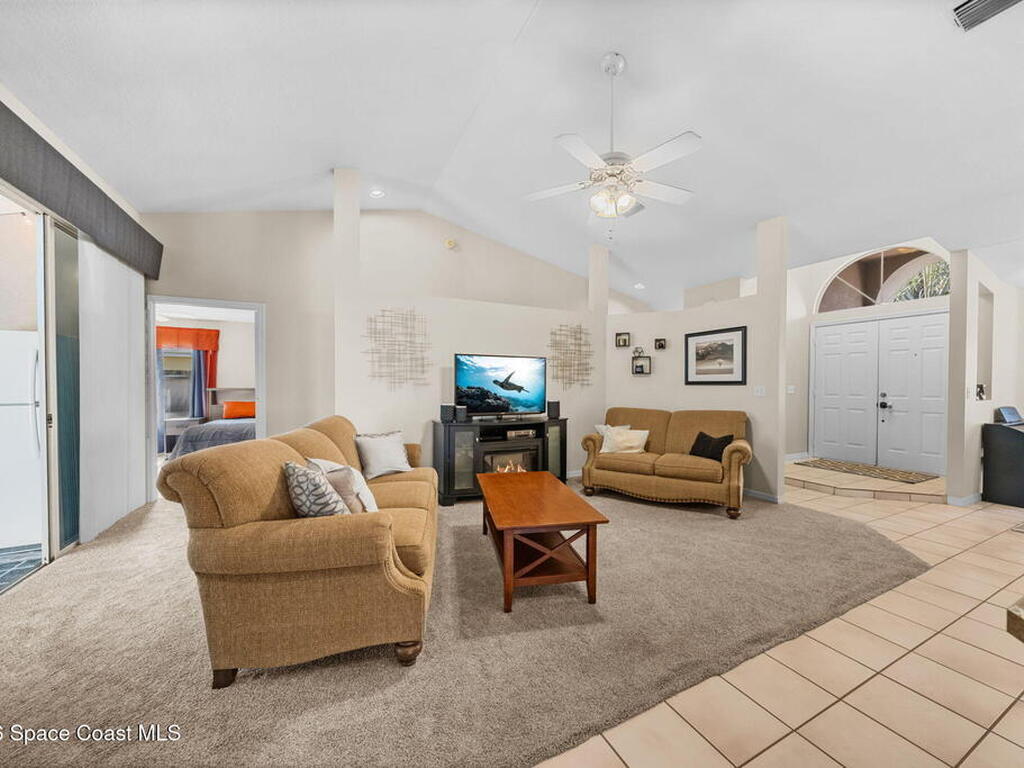 938 Pelican Lane, Rockledge, FL 32955