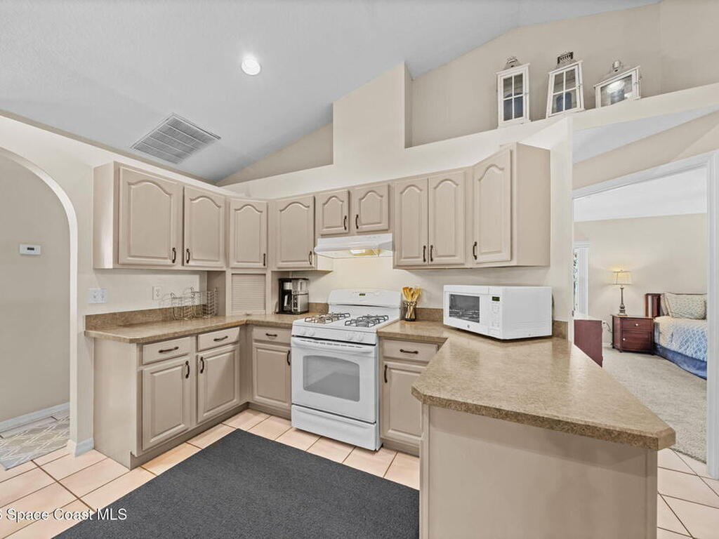 938 Pelican Lane, Rockledge, FL 32955