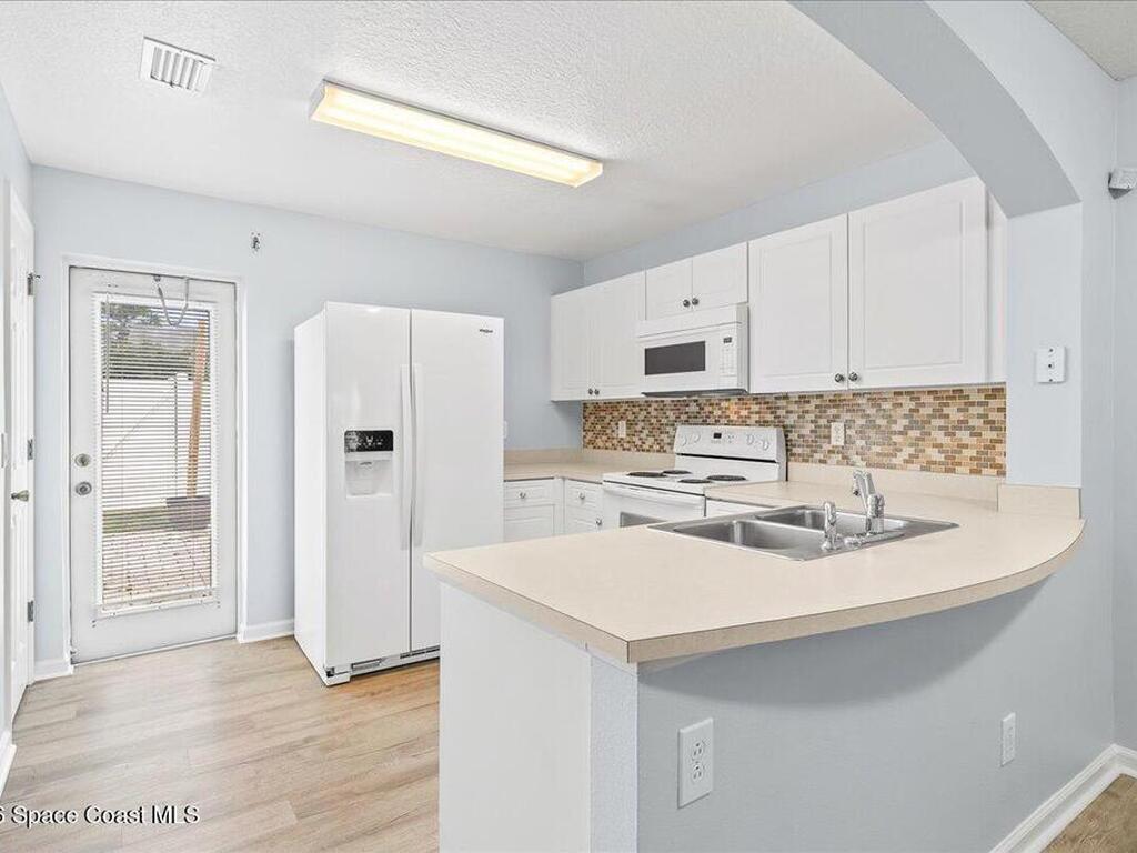 870 Luminary Circle, Melbourne, FL 32901