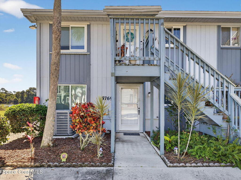 5769 Deer Run Drive, Fort Pierce, FL 34951