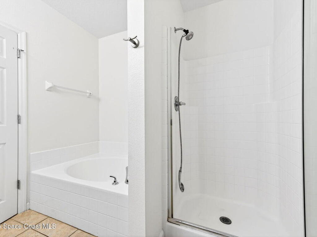 482 Hollow Glen Drive, Titusville, FL 32780