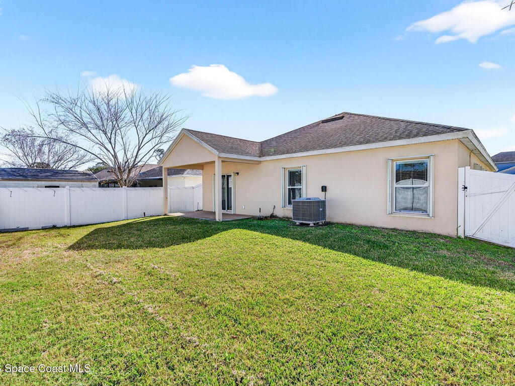 482 Hollow Glen Drive, Titusville, FL 32780