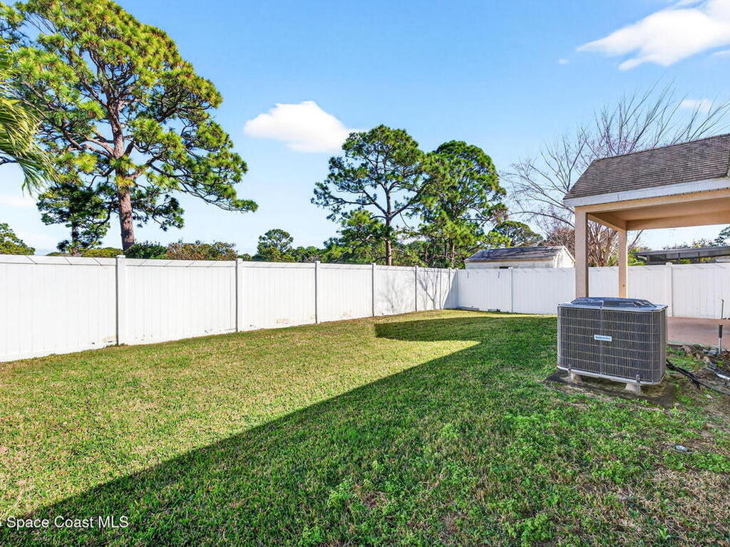 482 Hollow Glen Drive, Titusville, FL 32780