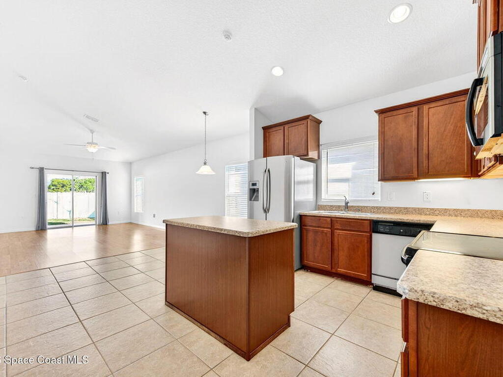 482 Hollow Glen Drive, Titusville, FL 32780