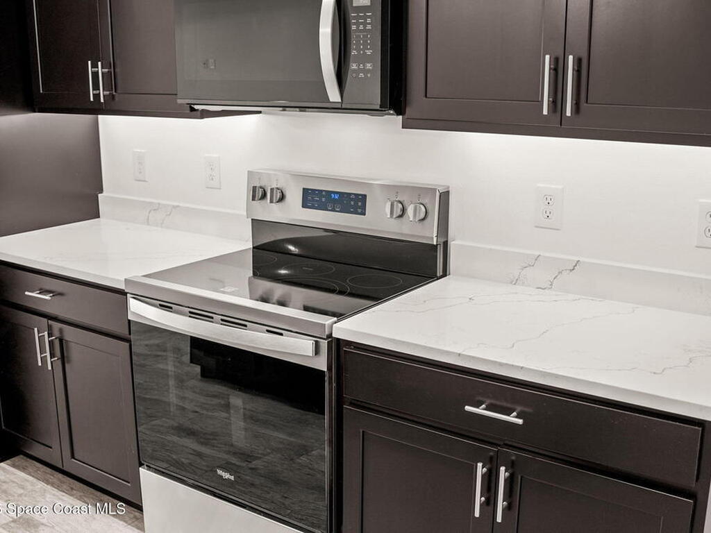 1032 Tevis Street, Palm Bay, FL 32909