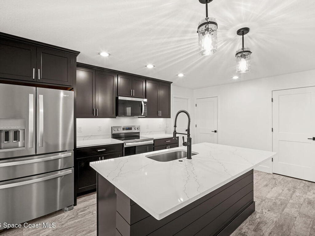 1032 Tevis Street, Palm Bay, FL 32909