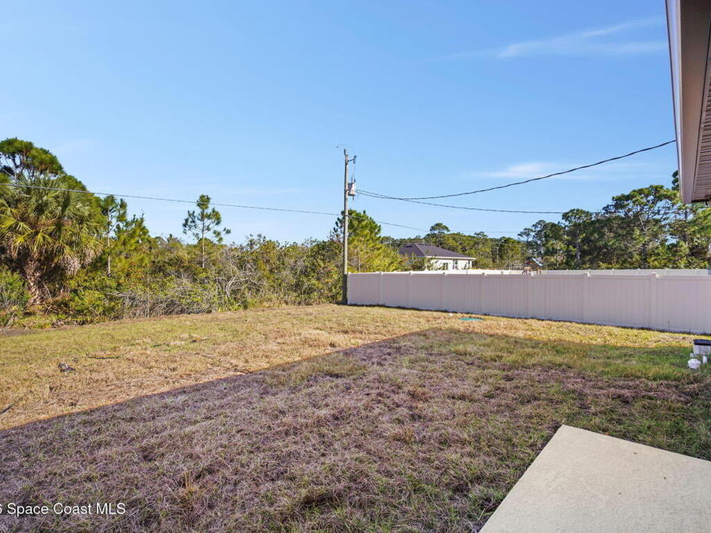 1032 Tevis Street, Palm Bay, FL 32909