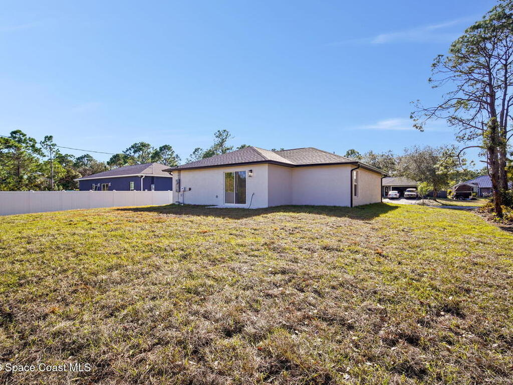 1032 Tevis Street, Palm Bay, FL 32909