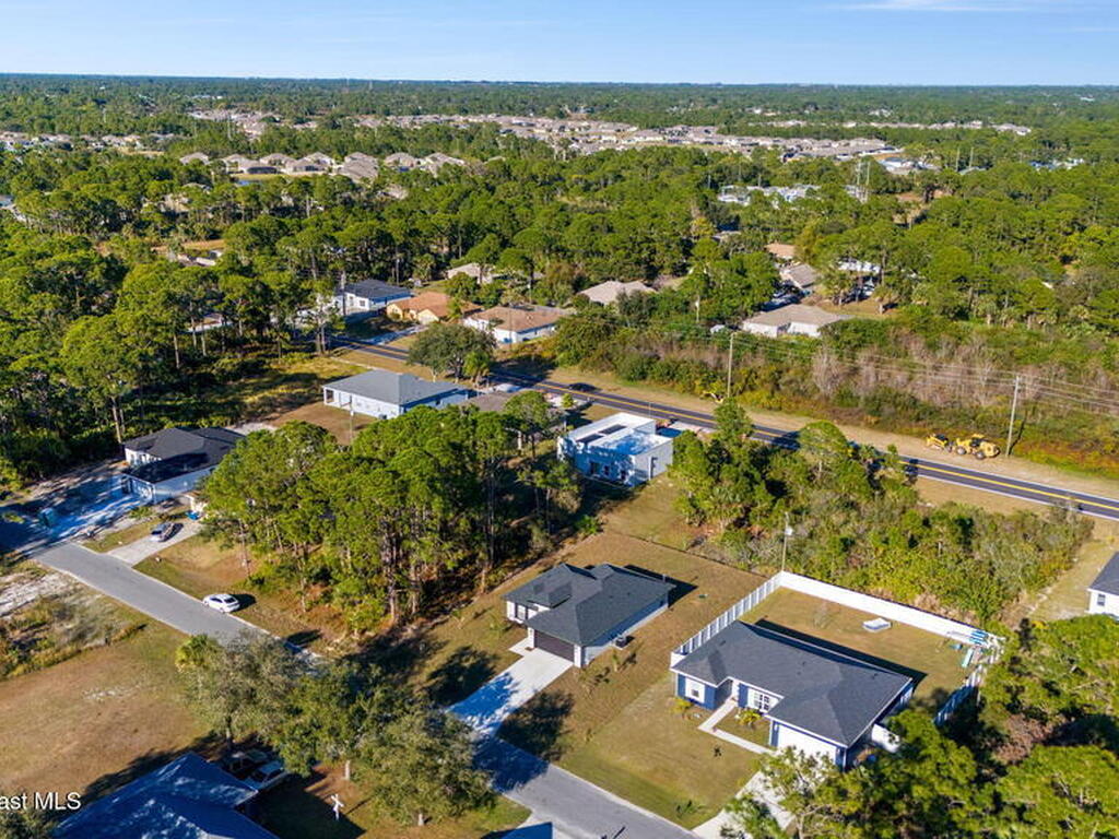 1032 Tevis Street, Palm Bay, FL 32909