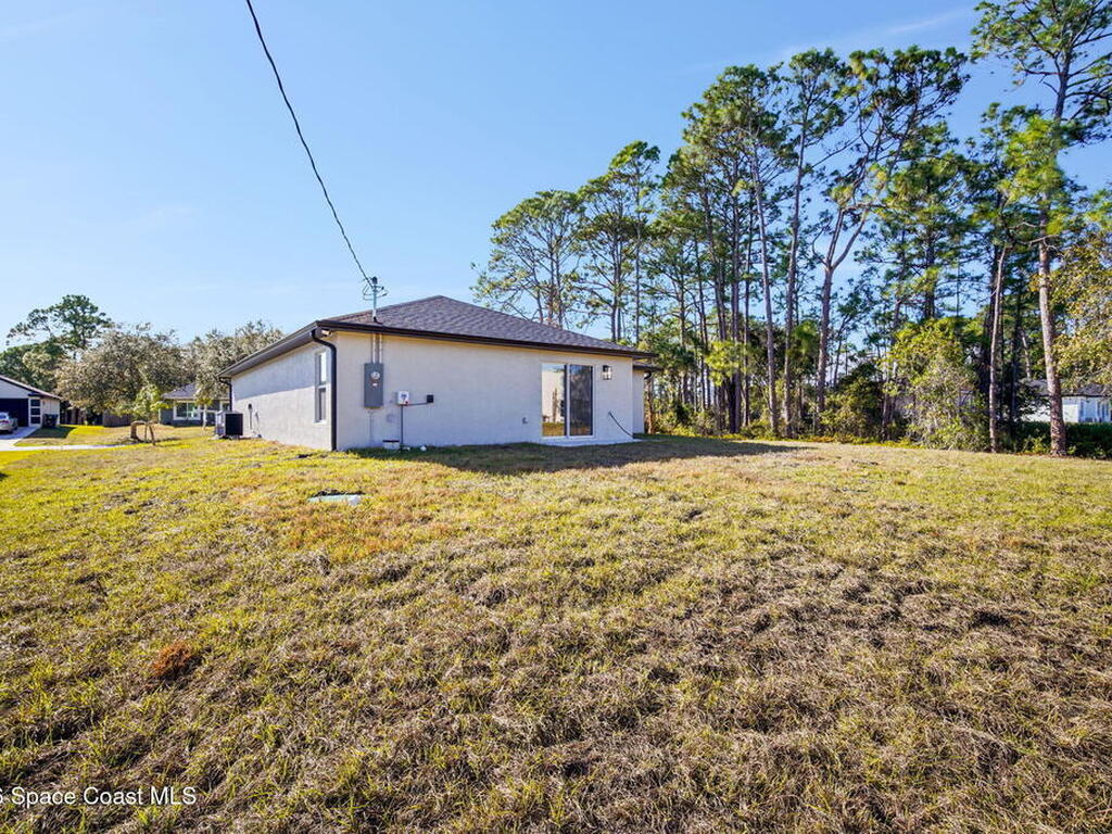 1032 Tevis Street, Palm Bay, FL 32909