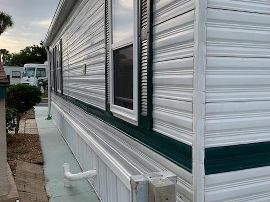 290 Galaxy Lane, Melbourne Beach, FL 32951