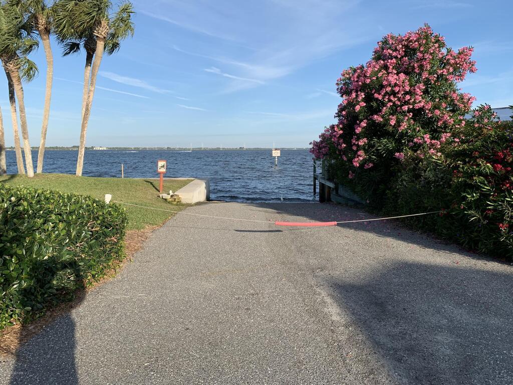 290 Galaxy Lane, Melbourne Beach, FL 32951