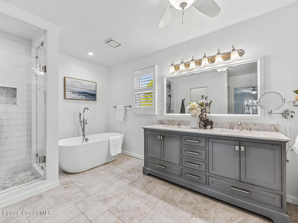 3069 Rio Bonita Street, Indialantic, FL 32903