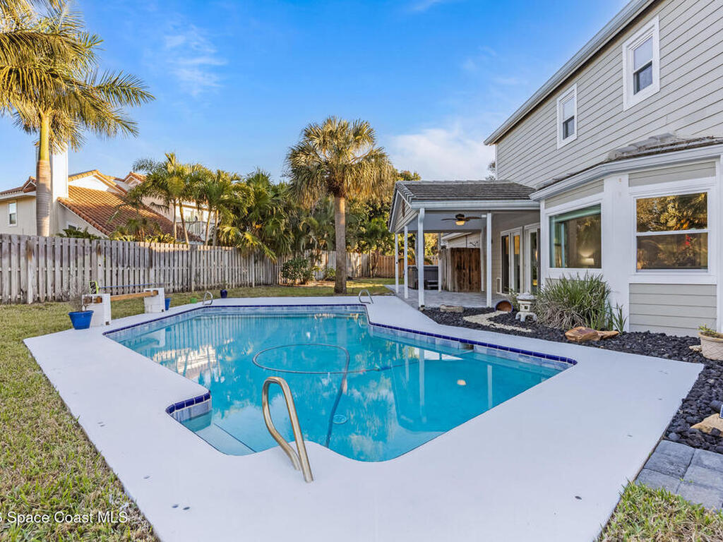 3069 Rio Bonita Street, Indialantic, FL 32903