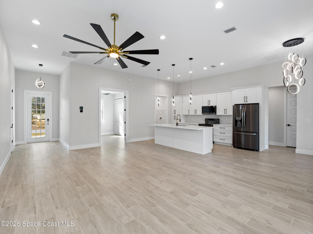 2725 Fields Avenue, Palm Bay, FL 32909