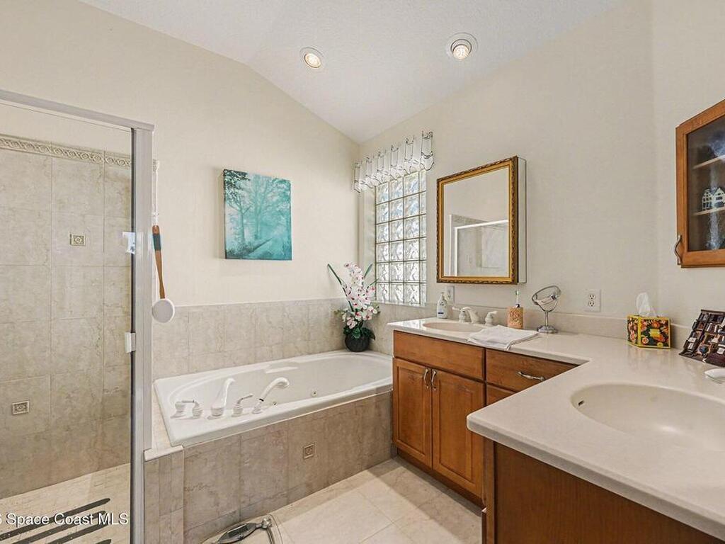 811 Glen Abbey Way, Suntree, FL 32940