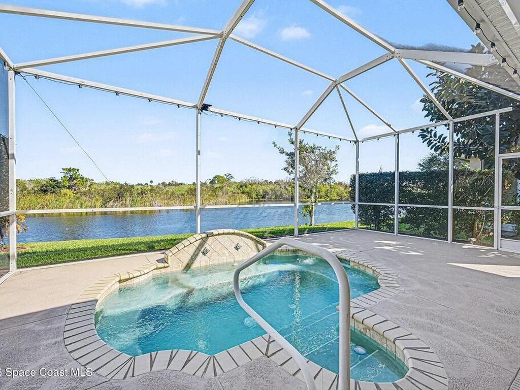 811 Glen Abbey Way, Suntree, FL 32940