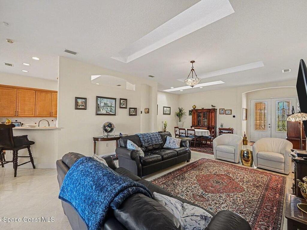 811 Glen Abbey Way, Suntree, FL 32940