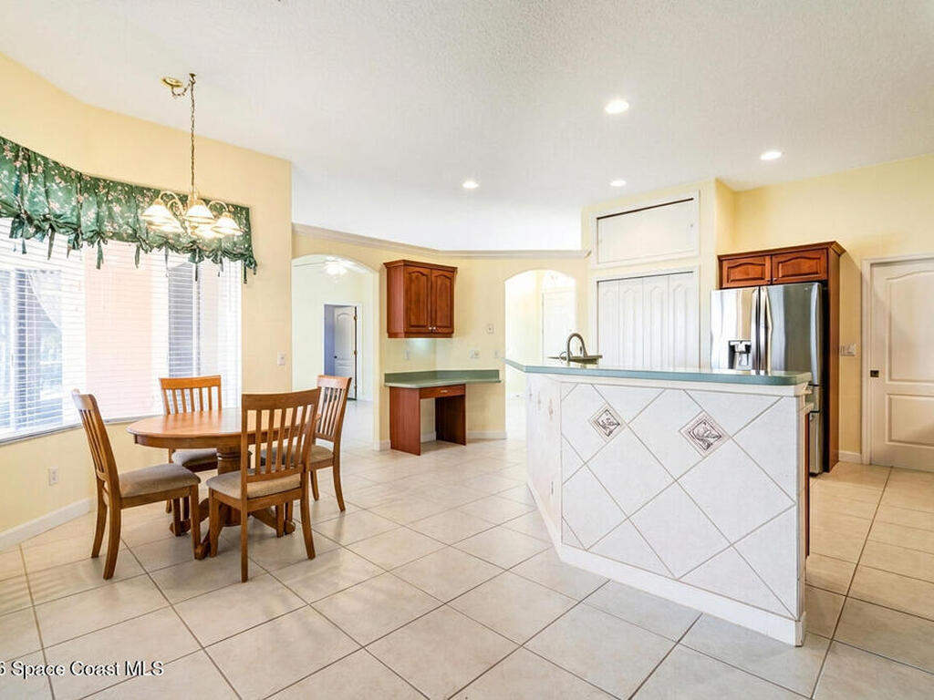 2567 Canterbury Circle, Suntree, FL 32955