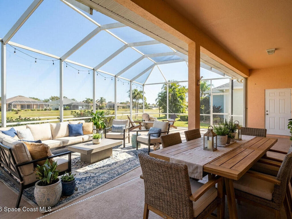 2567 Canterbury Circle, Suntree, FL 32955