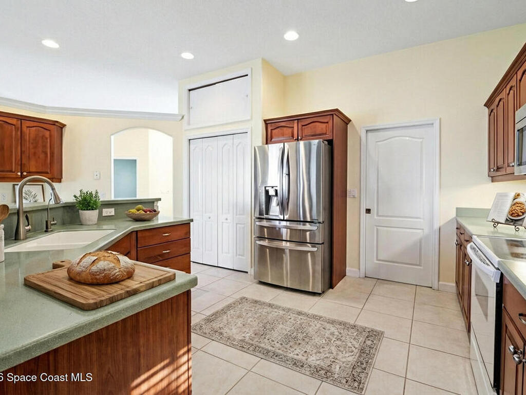 2567 Canterbury Circle, Suntree, FL 32955