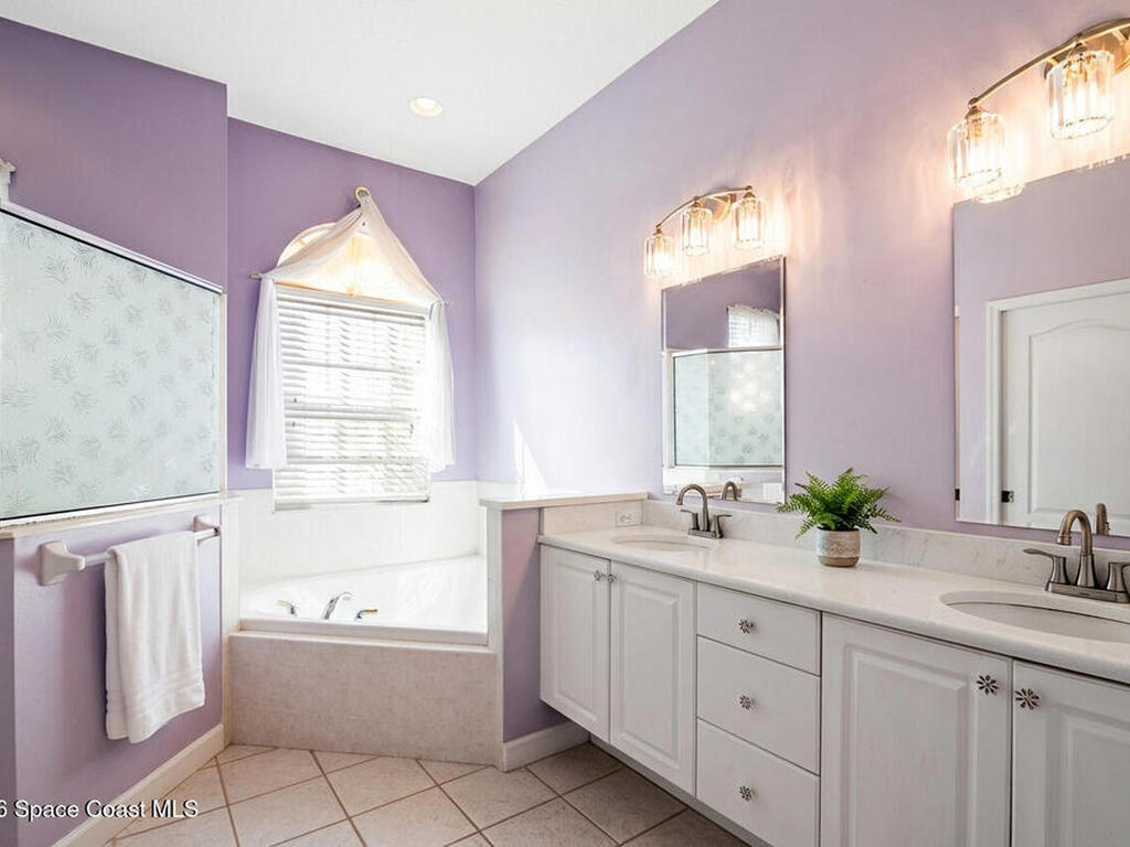 2567 Canterbury Circle, Suntree, FL 32955