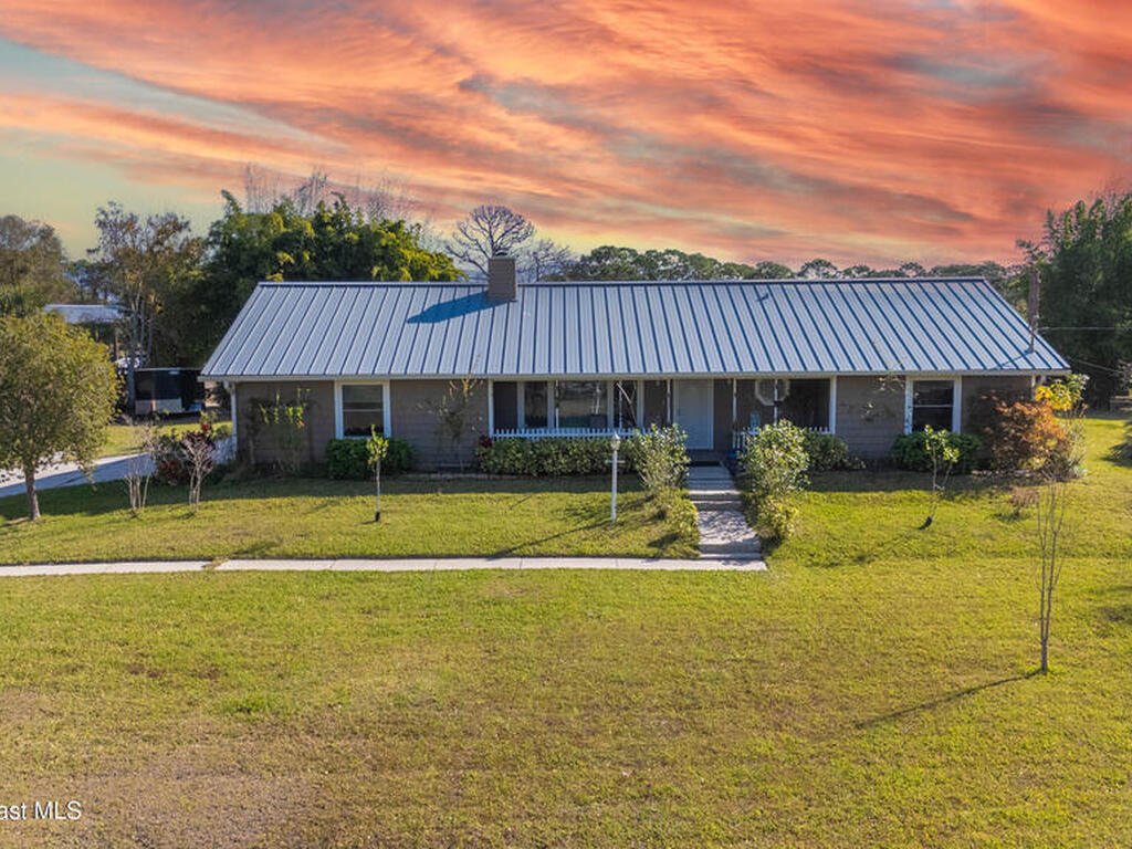 1985 Flashy Lane, Malabar, FL 32950