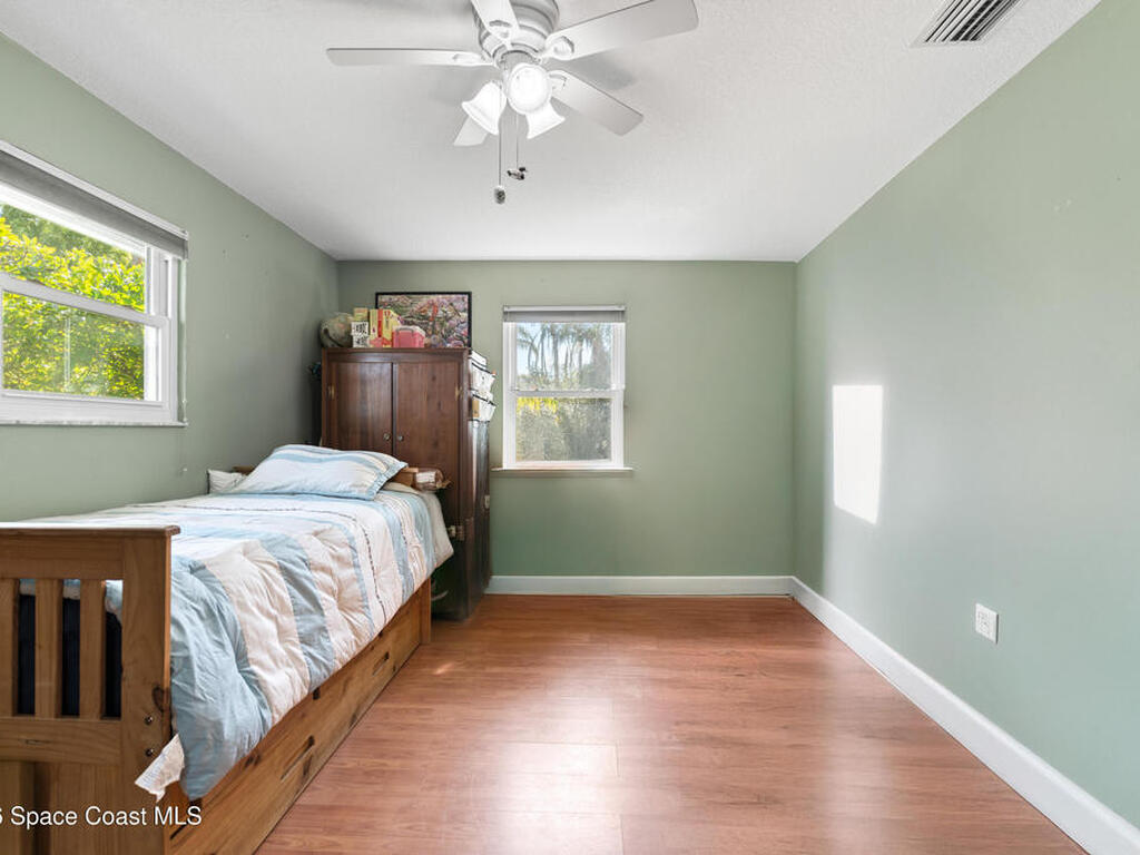 1985 Flashy Lane, Malabar, FL 32950