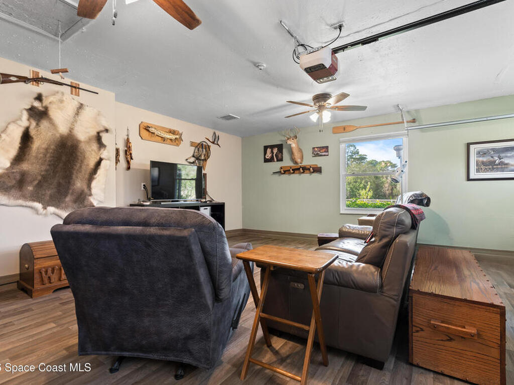 1985 Flashy Lane, Malabar, FL 32950