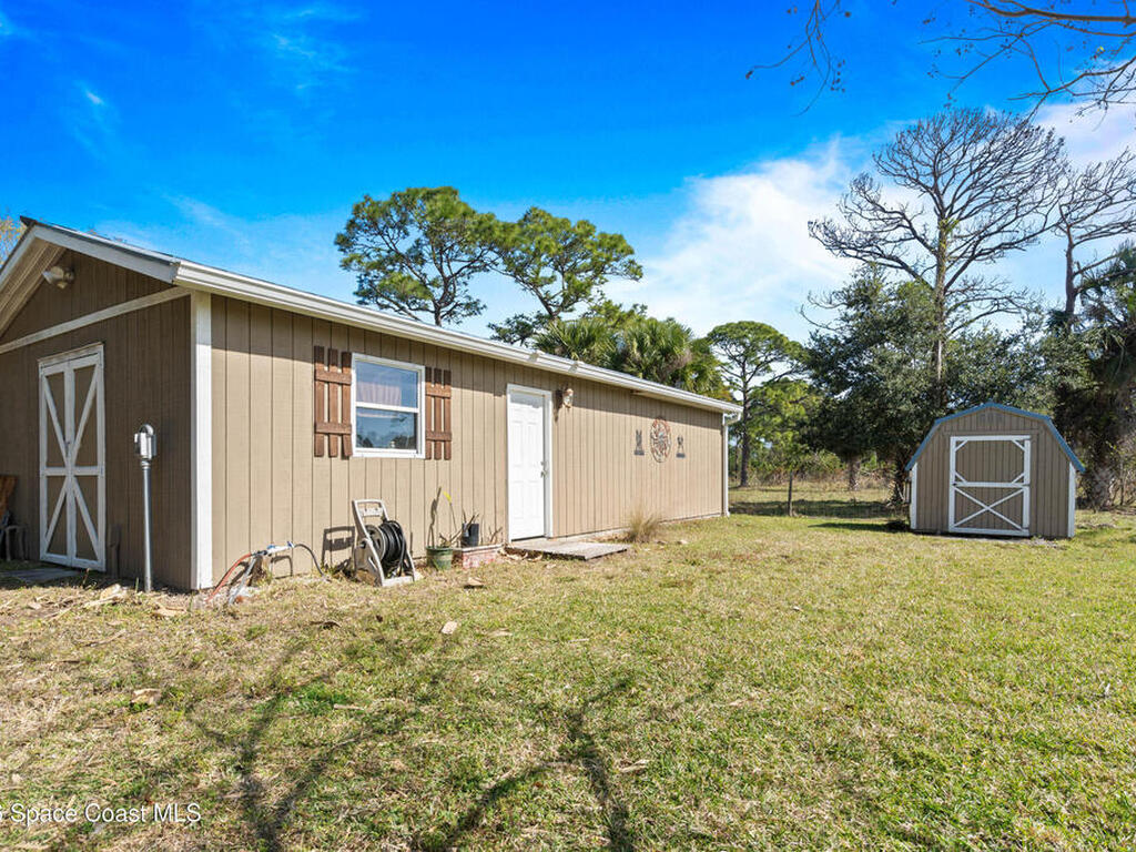 1985 Flashy Lane, Malabar, FL 32950