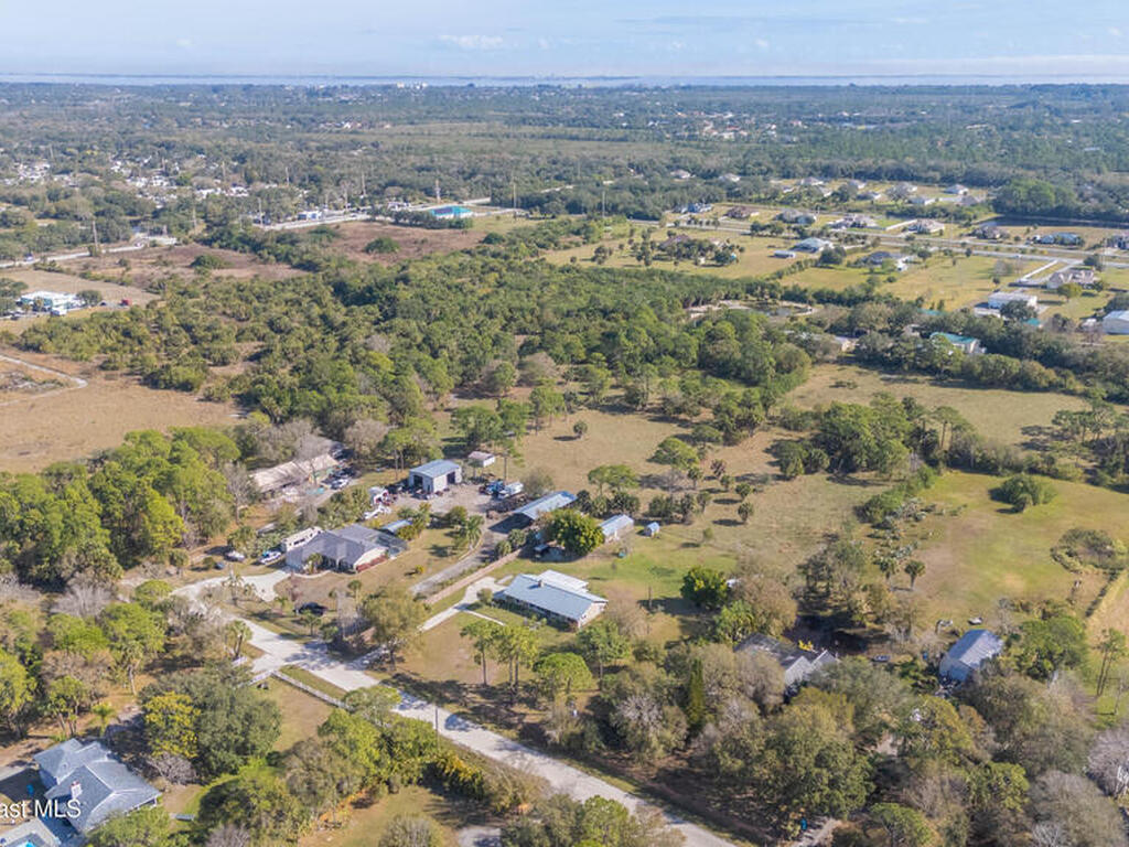 1985 Flashy Lane, Malabar, FL 32950