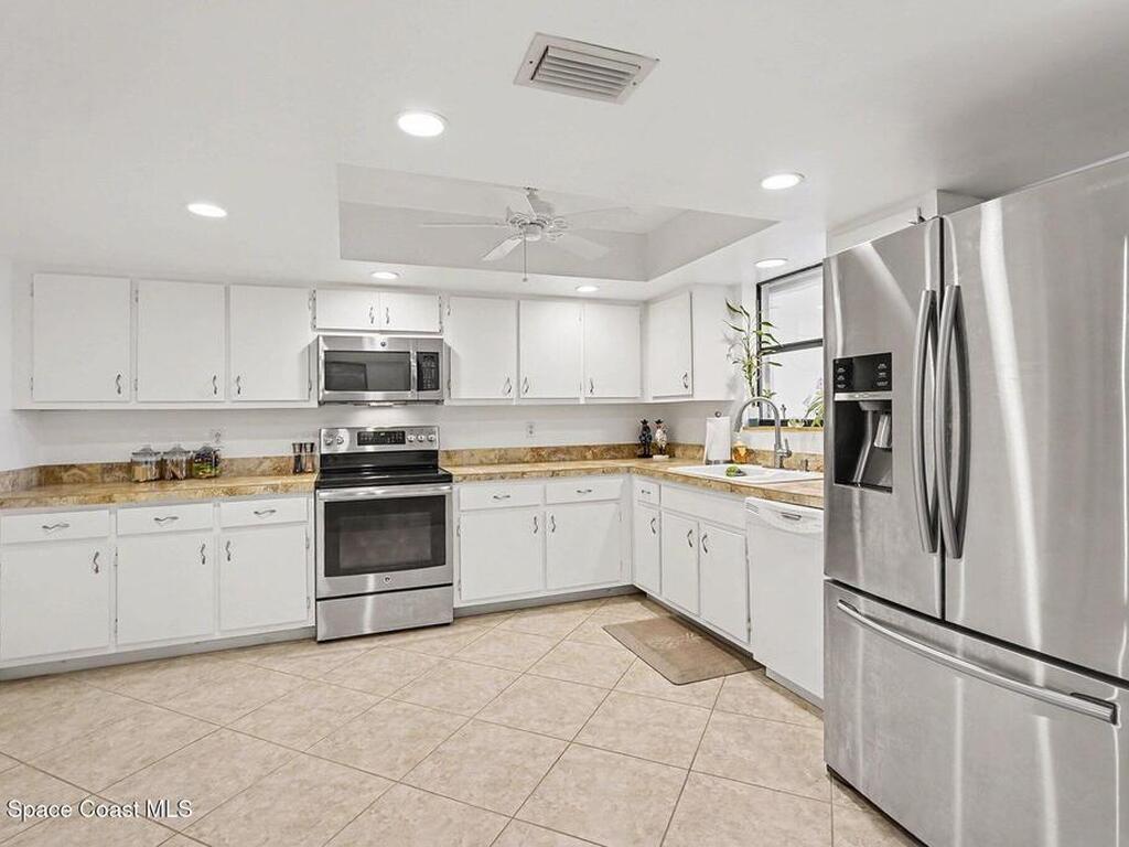 118 Christine Circle, Satellite Beach, FL 32937