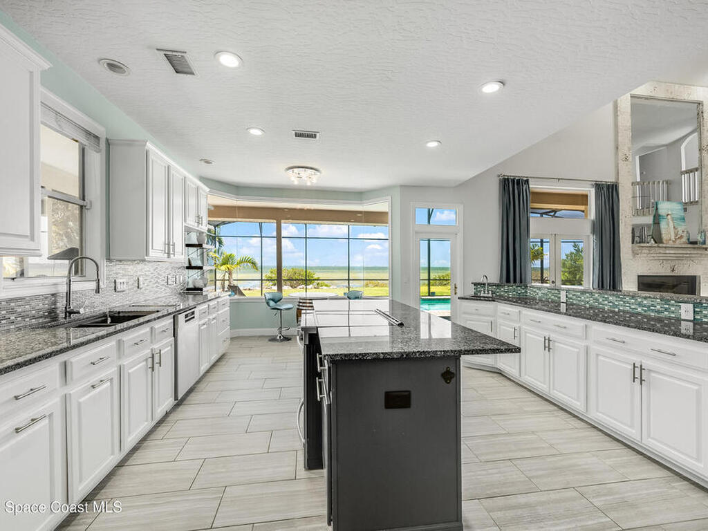 4070 S Tropical Trail, Merritt Island, FL 32952