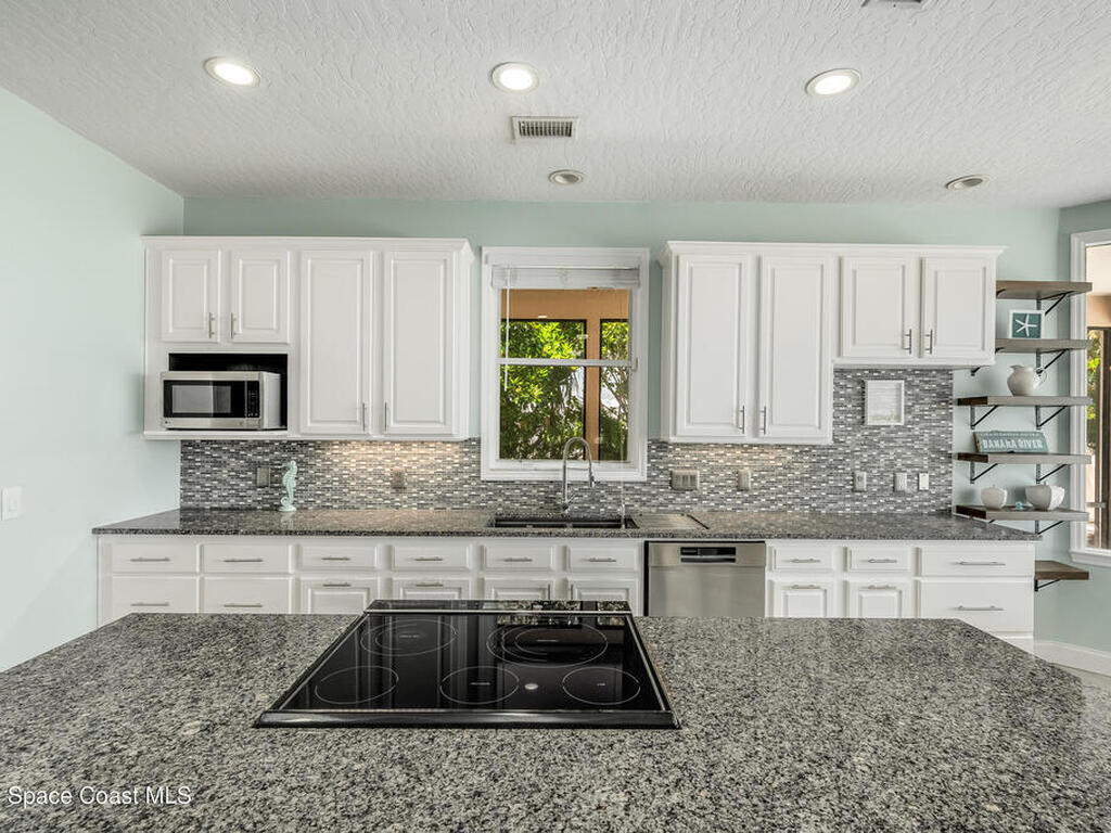 4070 S Tropical Trail, Merritt Island, FL 32952