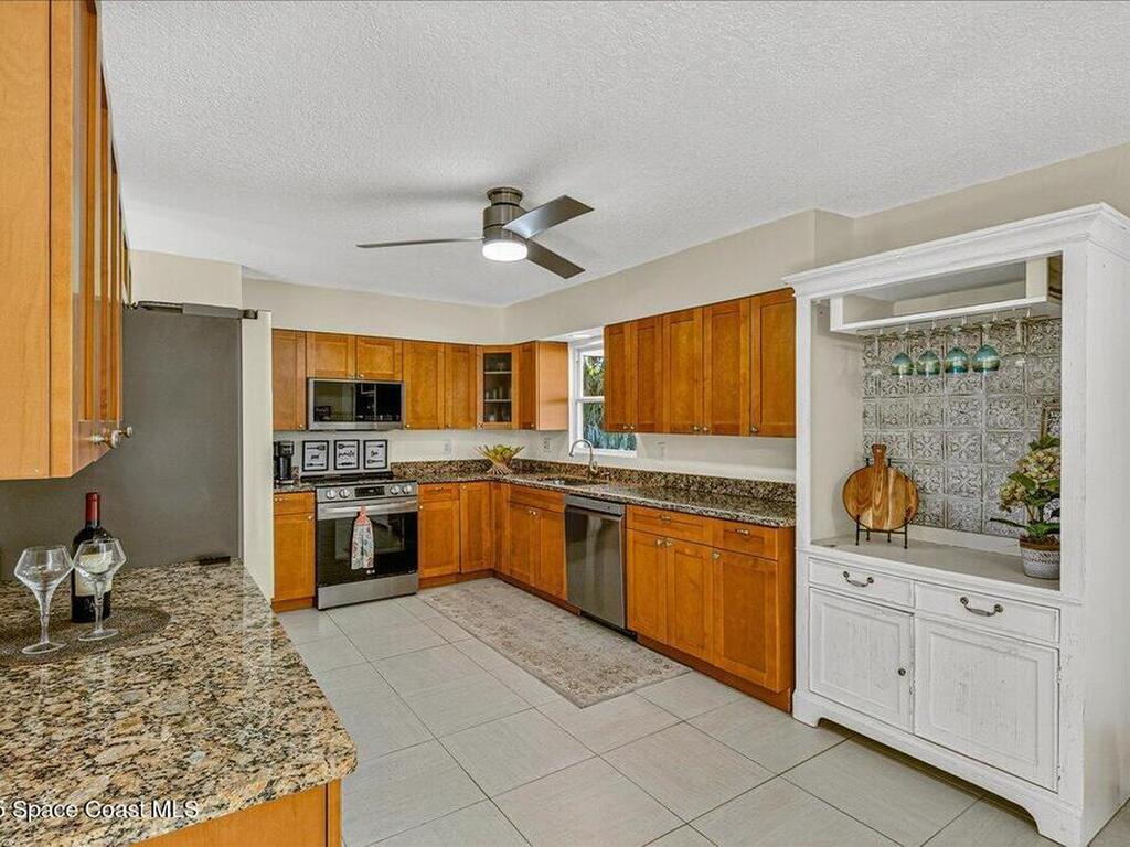 2007 Oak Street, Melbourne Beach, FL 32951
