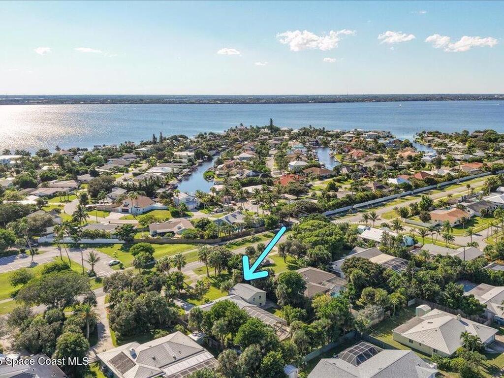 2007 Oak Street, Melbourne Beach, FL 32951
