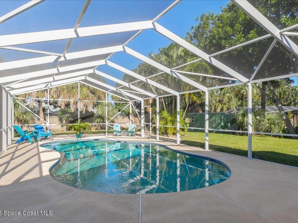 2007 Oak Street, Melbourne Beach, FL 32951