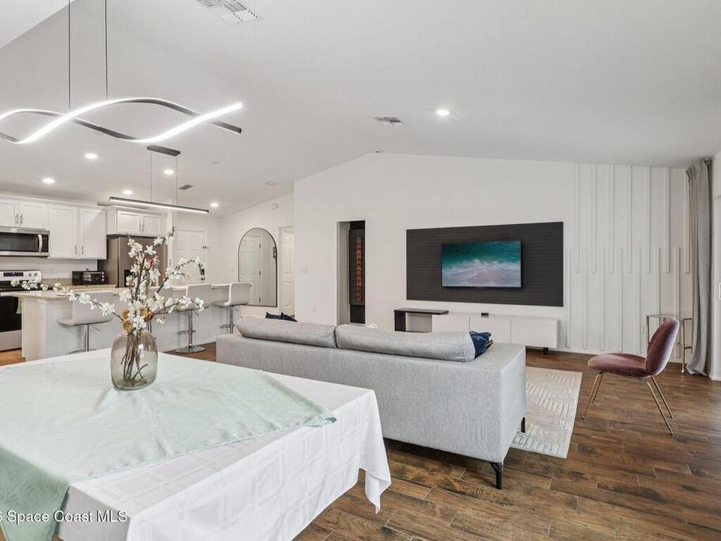 1830 Radcliff Avenue, Palm Bay, FL 32909