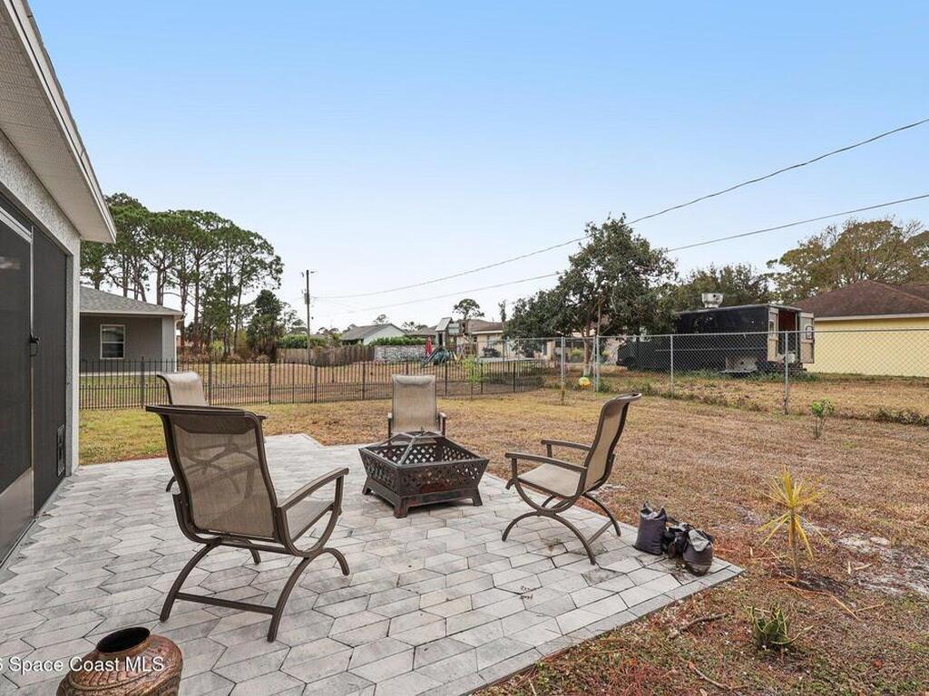 1830 Radcliff Avenue, Palm Bay, FL 32909