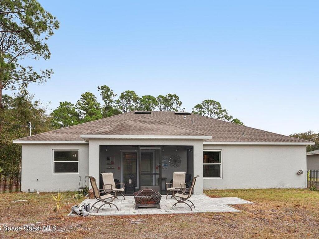 1830 Radcliff Avenue, Palm Bay, FL 32909